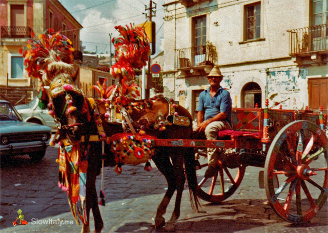 Carretto Siciliano, Family on a Sunday outing with a donkey