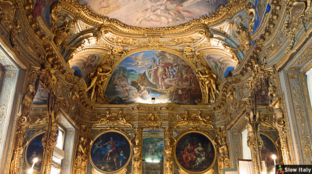 Galleria Dorata. Chamber of Commerce, via Garibaldi 4.