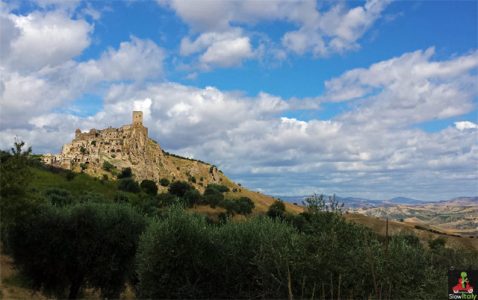 15 Ghost towns in Italy (Abandoned villages in Italy)